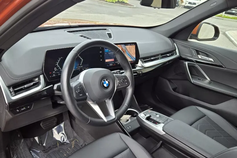 2025 Bmw X1 XDrive28i photo 1