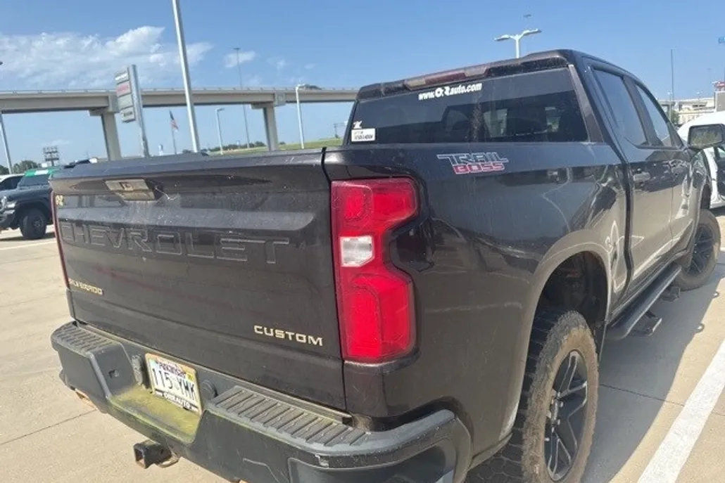 2019 Chevrolet Silverado 1500 Custom Trail Boss photo 1