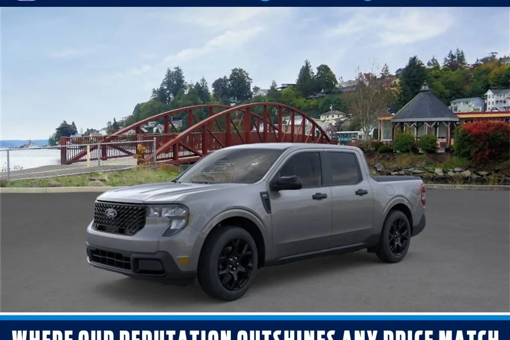 2025 Ford Maverick XLT photo 1