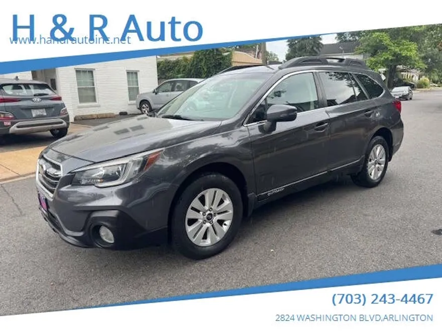 2019 Subaru Outback 2.5i Premium photo 1
