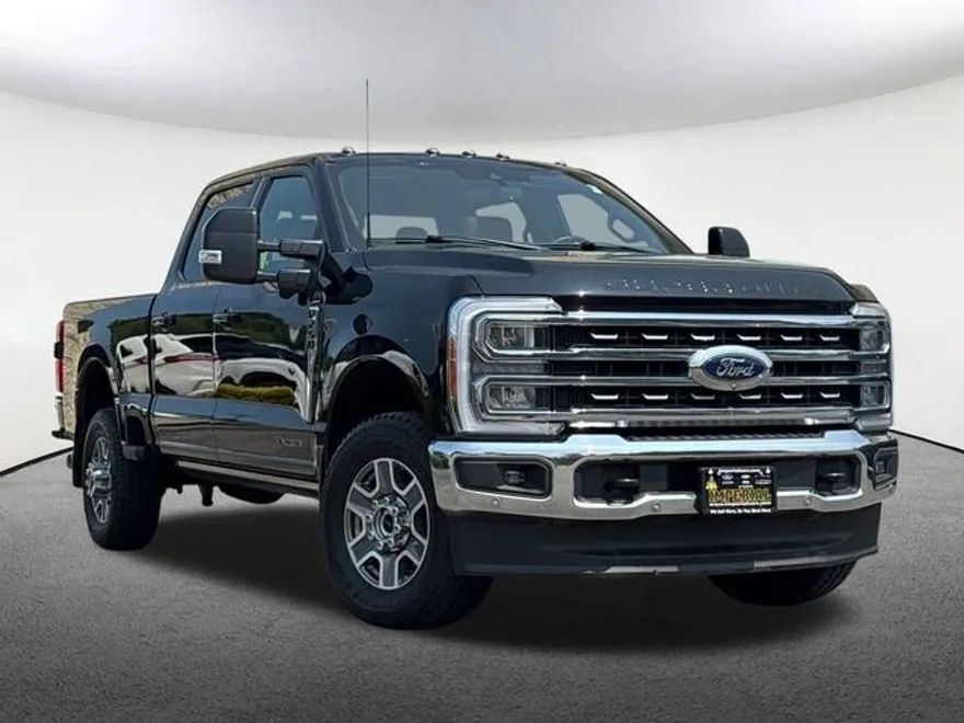 2023 Ford F-250 Lariat photo 1