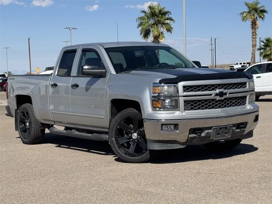 2015 Chevrolet Silverado 1500 LT1 photo 1