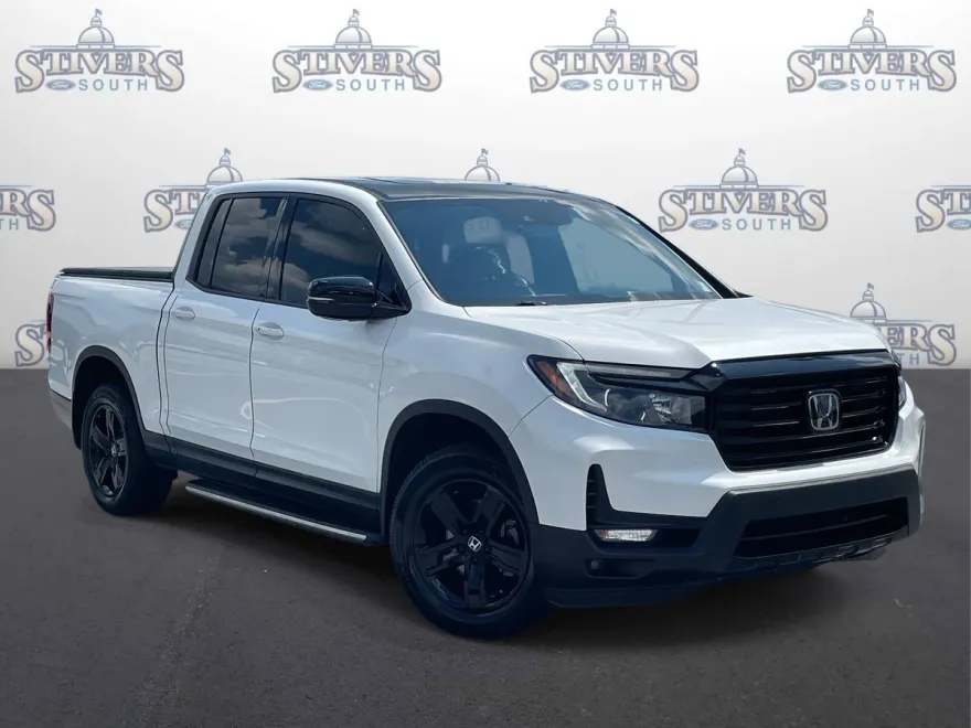 2022 Honda Ridgeline Black Edition photo 1