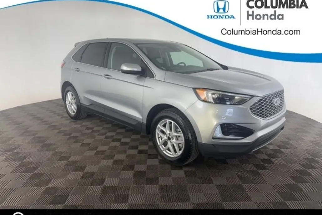 2024 Ford Edge SEL photo 1