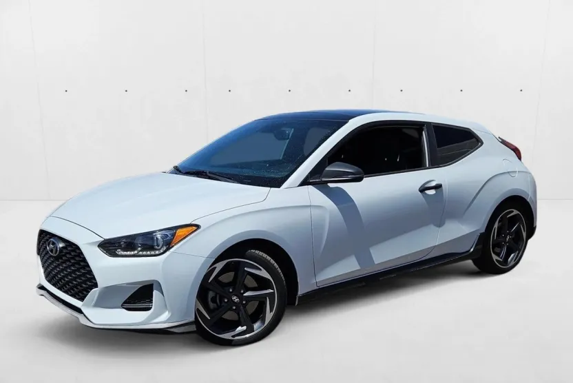 2019 Hyundai Veloster Turbo photo 1