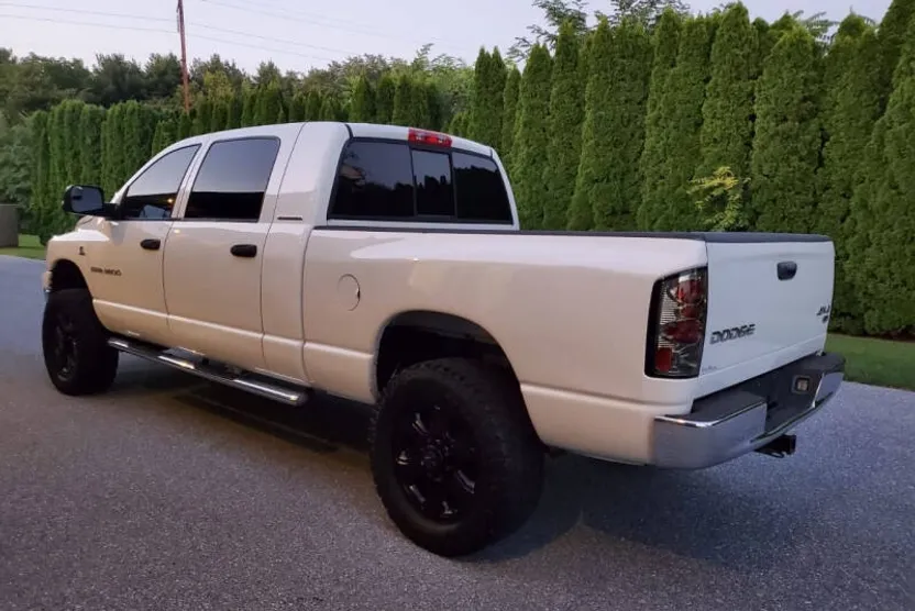 2006 Dodge Ram 3500 SLT photo 1