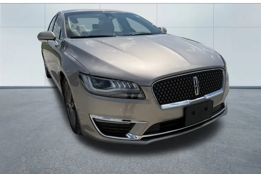 2019 Lincoln MKZ Reserve photo 1