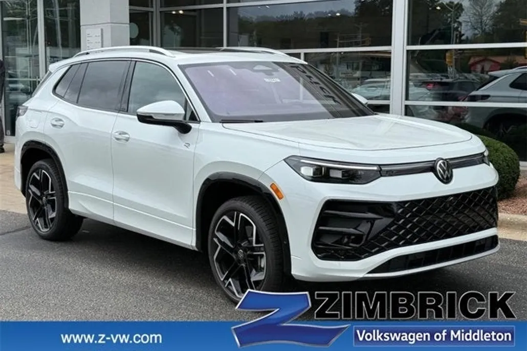 2025 Volkswagen Tiguan SEL R-Line Black photo 1