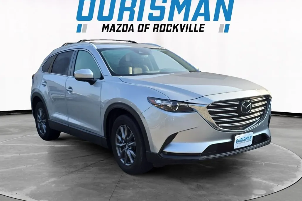 2023 Mazda CX-9 Touring photo 1