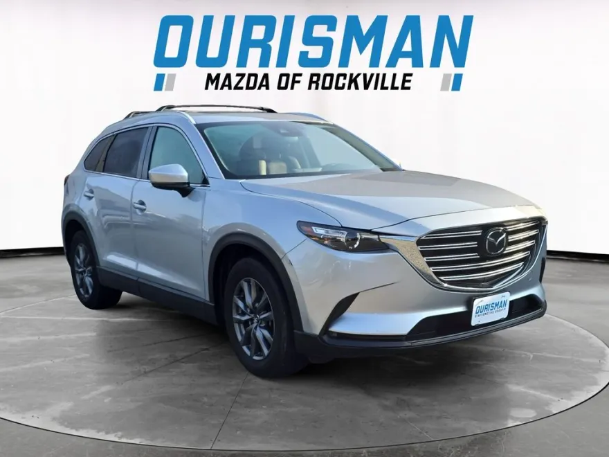 2023 Mazda CX-9 Touring photo 1