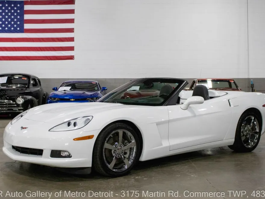 2010 Chevrolet Corvette 3LT photo 1