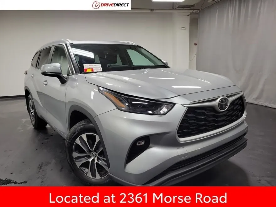 2024 Toyota Highlander XLE photo 1