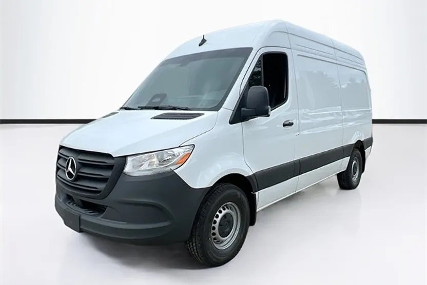 2025 Mercedes Benz Sprinter 2500 144 WB photo 1