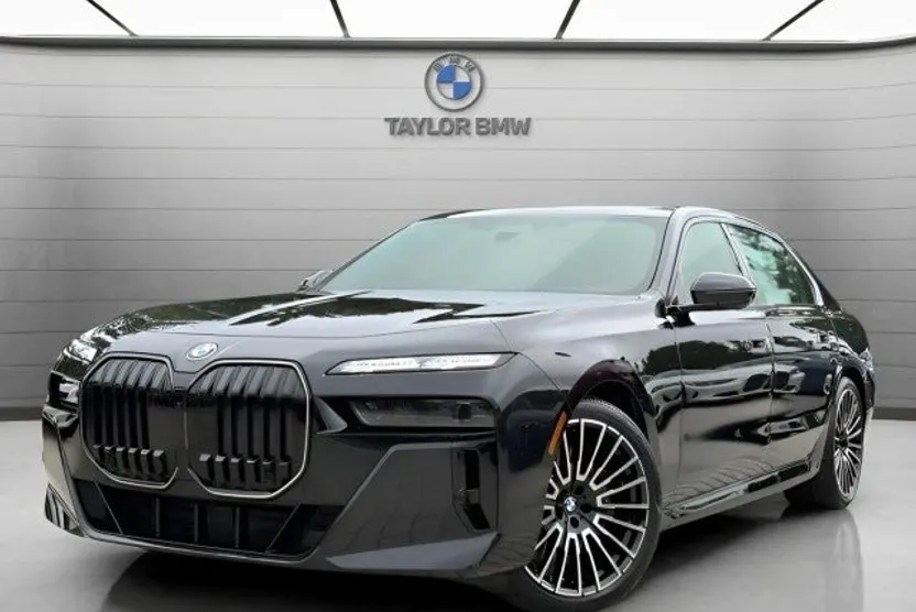 2025 Bmw 740i photo 1