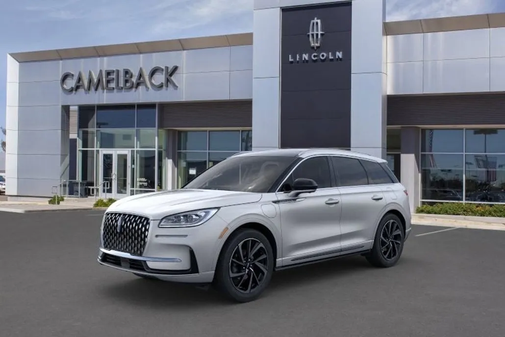 2024 Lincoln Corsair Grand Touring photo 1
