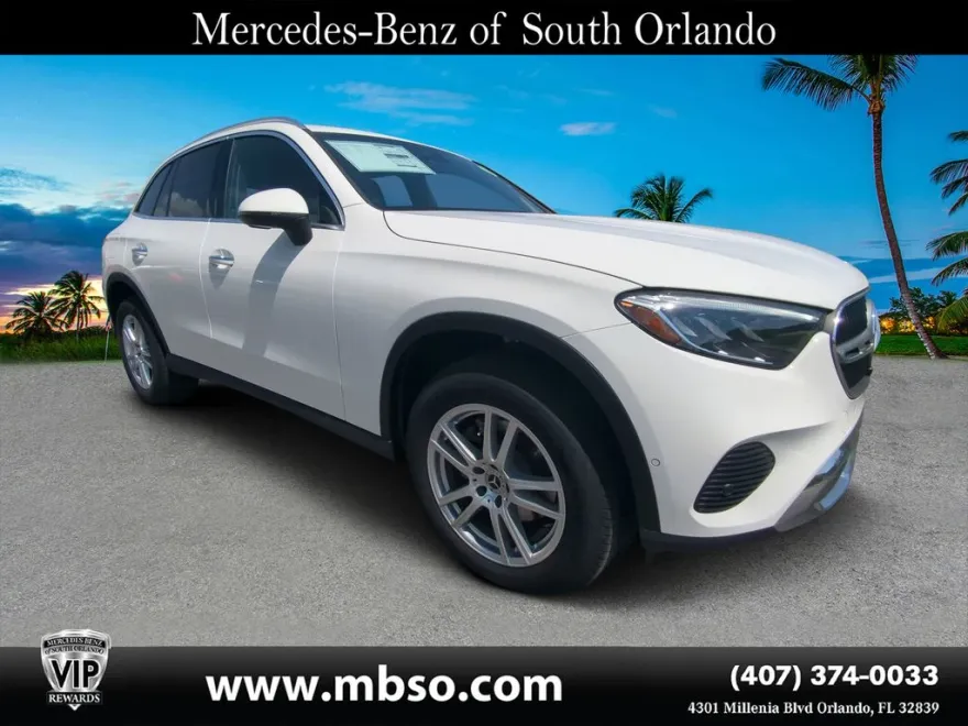 2025 Mercedes Benz GLC 300 4MATIC photo 1