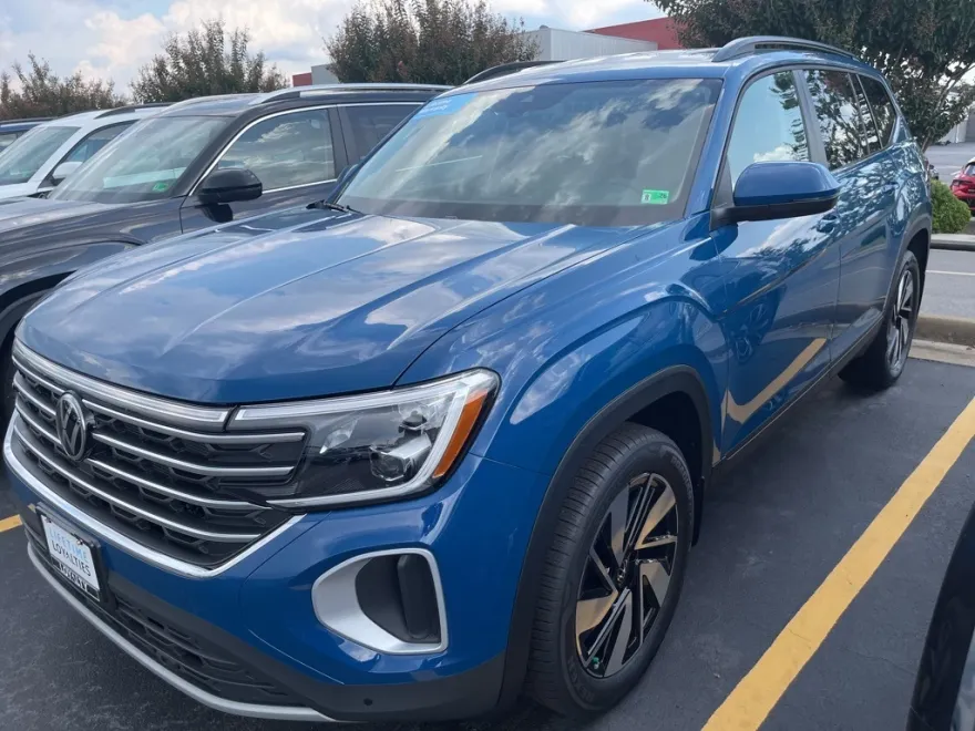 2026 Volkswagen Atlas SE Technology photo 1