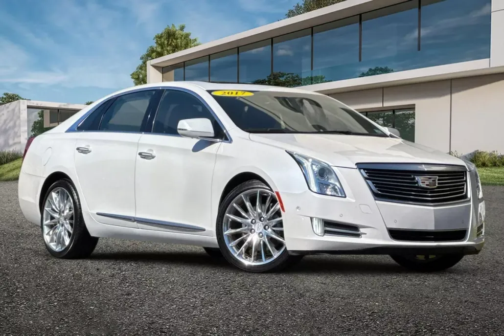 2017 Cadillac XTS Platinum photo 1