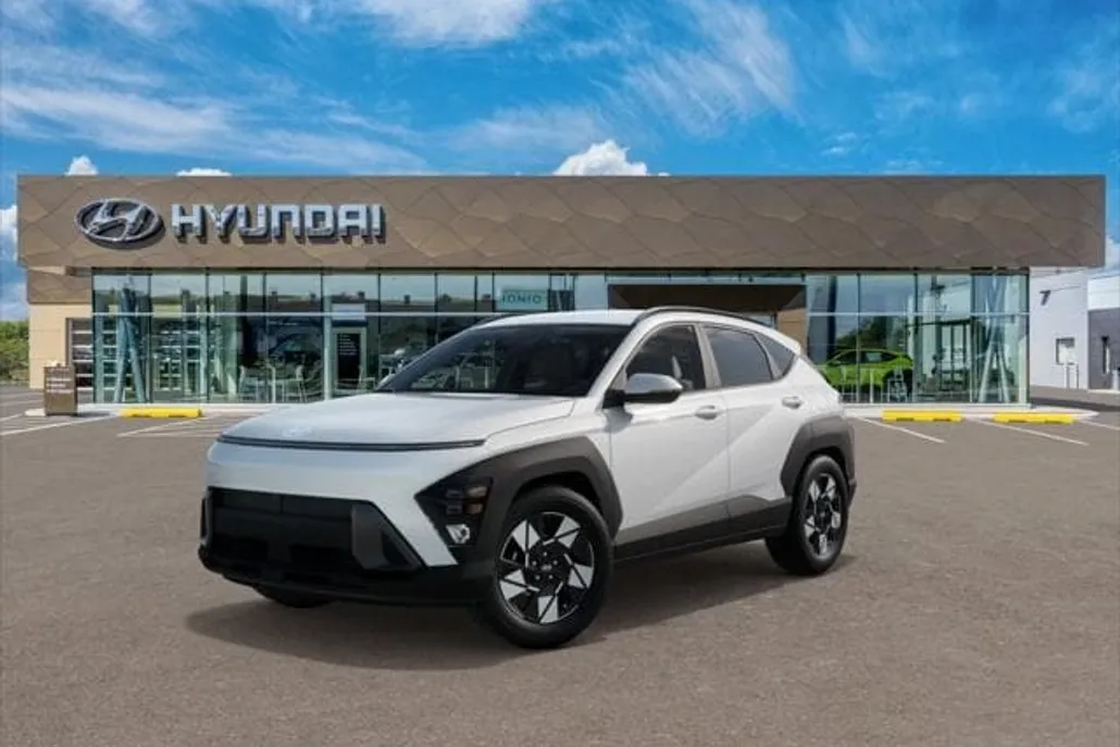 2025 Hyundai Kona SEL photo 1