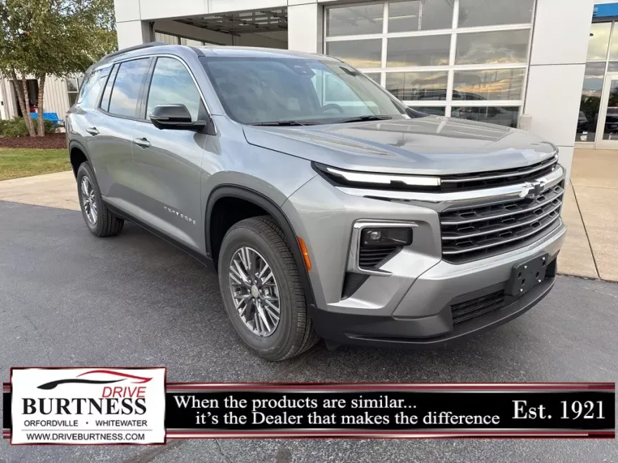 2026 Chevrolet Traverse photo 1