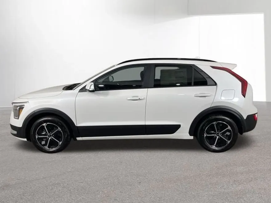 2025 Kia Niro EX photo 1