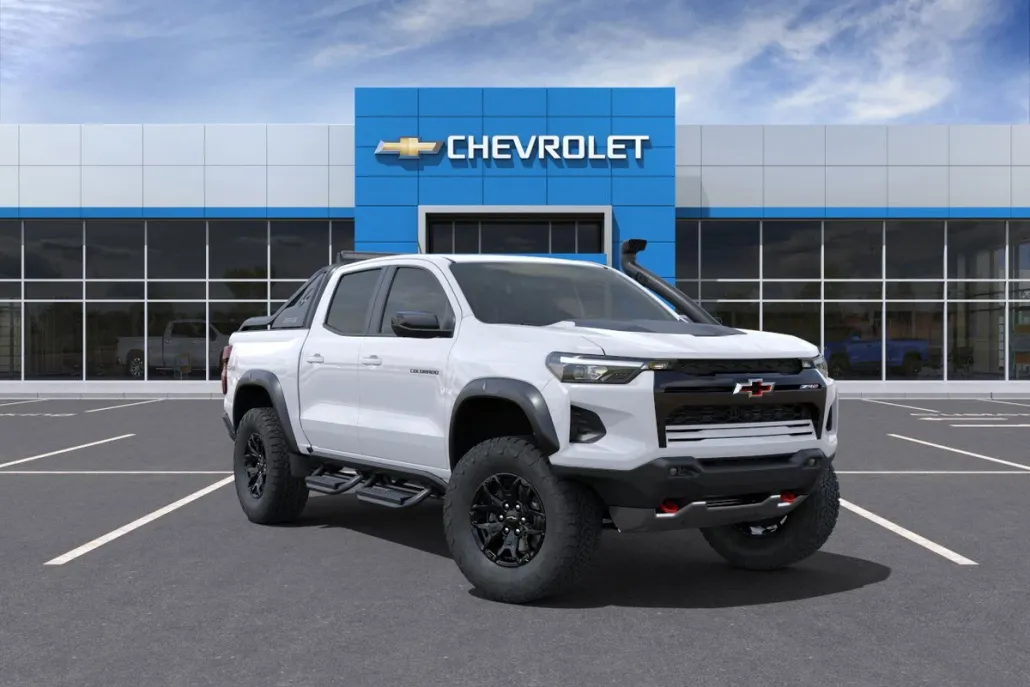 2025 Chevrolet Colorado ZR2 photo 1