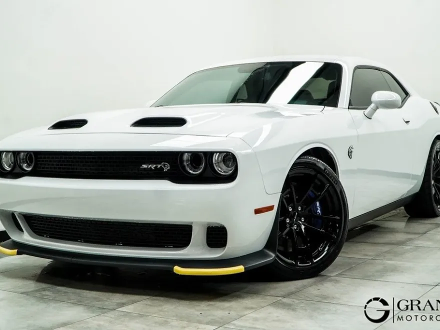 2023 Dodge Challenger SRT8 Hellcat photo 1