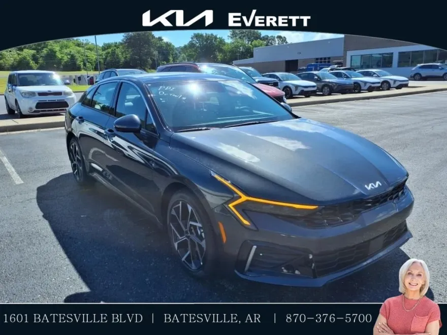 2025 Kia K5 EX photo 1