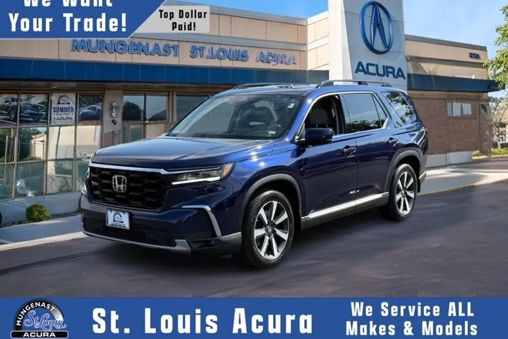 2024 Honda Pilot Touring photo 1