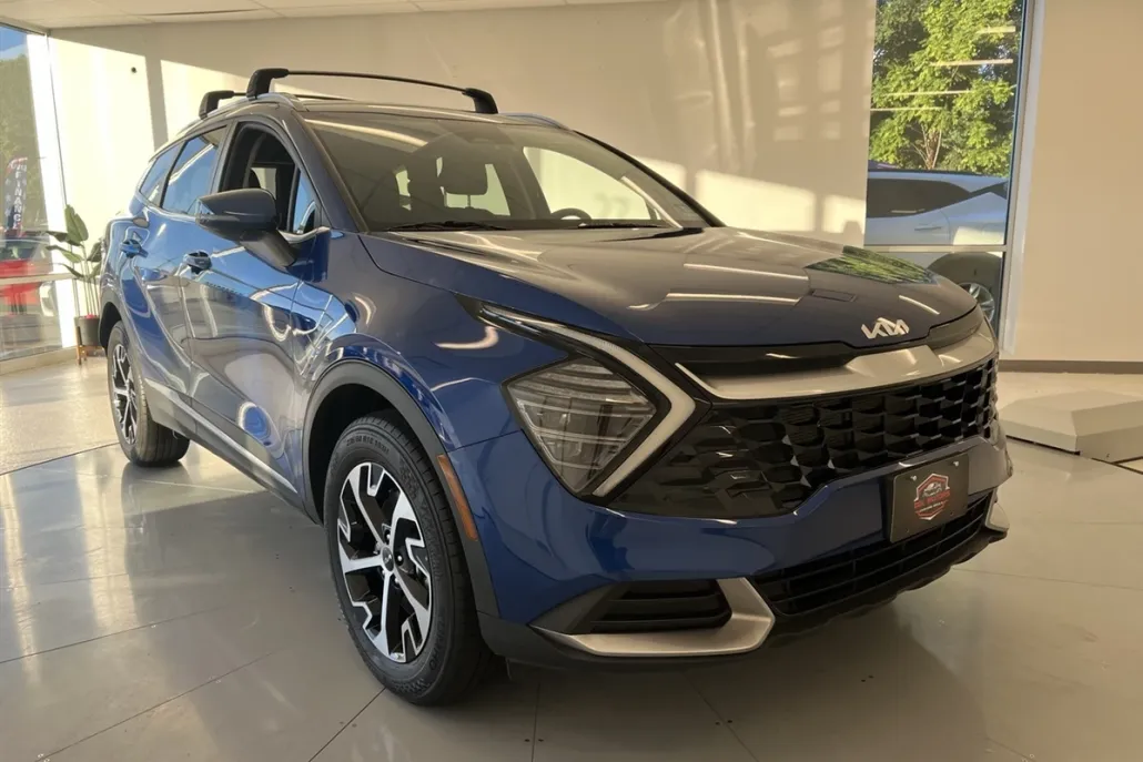 2024 Kia Sportage EX photo 1