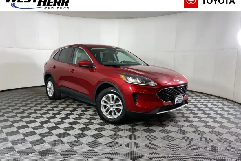 2020 Ford Escape SE photo 1