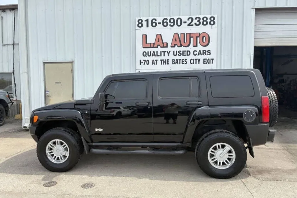 2008 Hummer H3 Base SUV photo 1