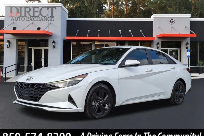 2021 Hyundai Elantra SEL Convenience photo 1