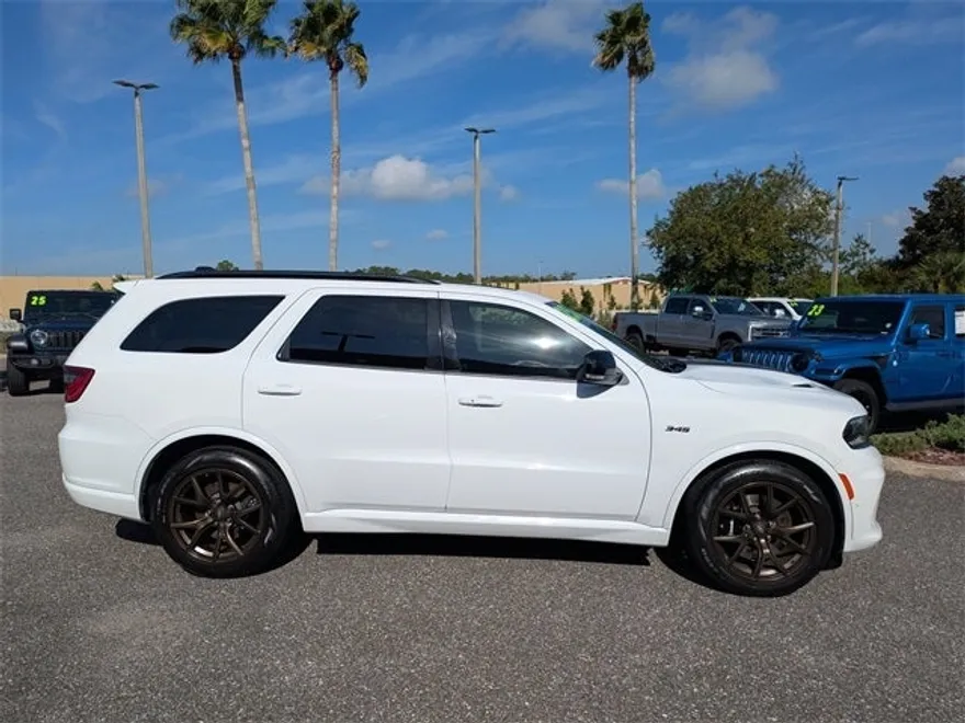 2025 Dodge Durango R/T Plus photo 1