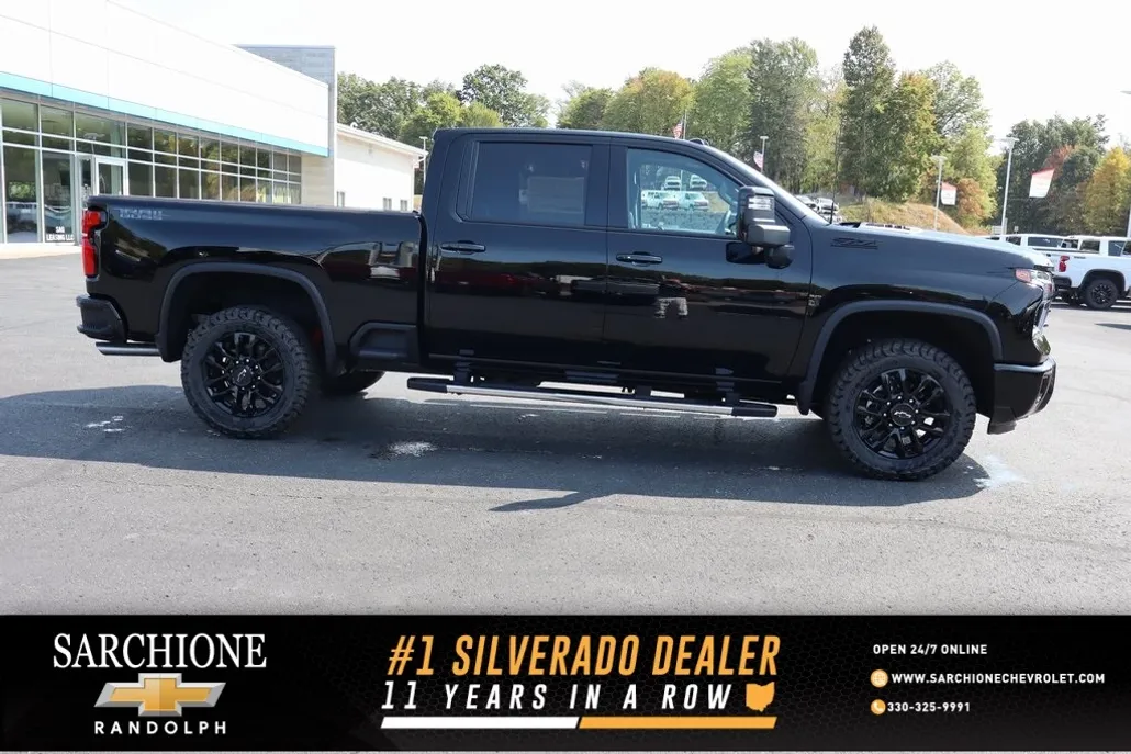 2025 Chevrolet Silverado 2500HD LTZ photo 1