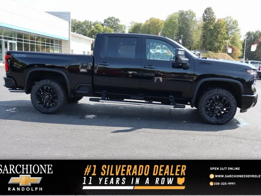 2025 Chevrolet Silverado 2500HD LTZ photo 1
