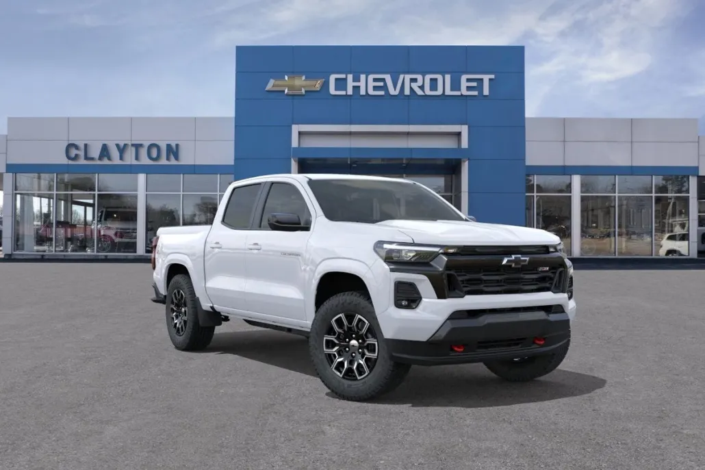 2025 Chevrolet Colorado Z71 photo 1