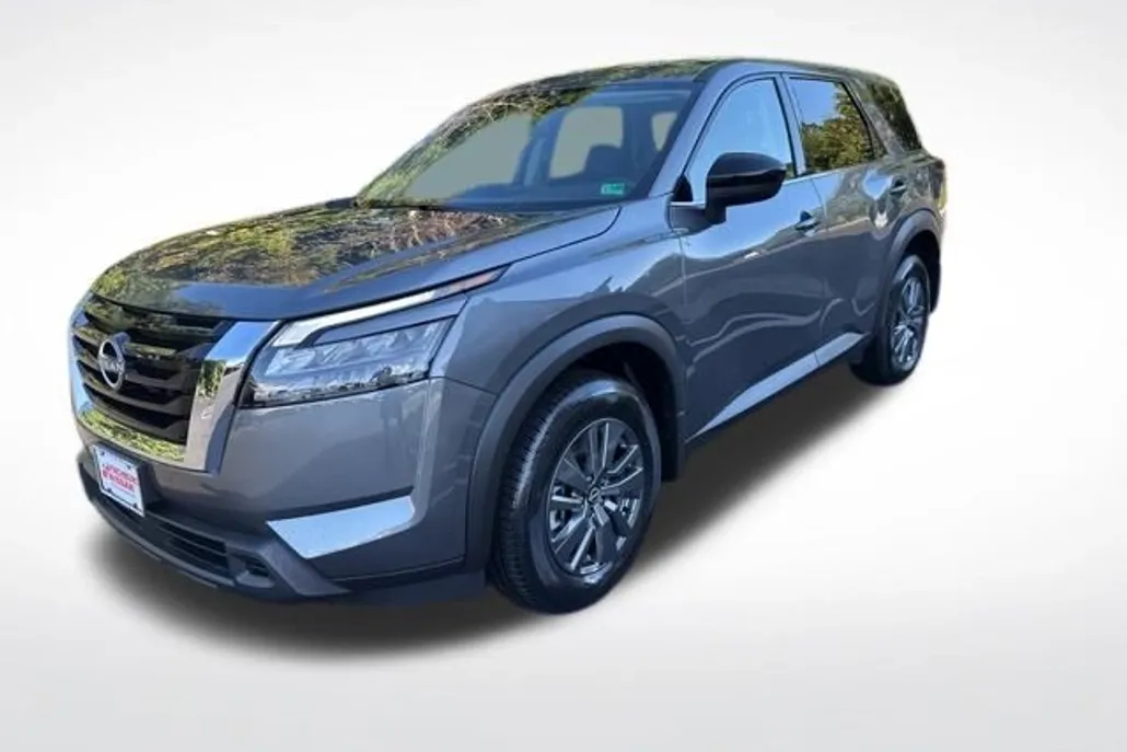 2025 Nissan Pathfinder S photo 1