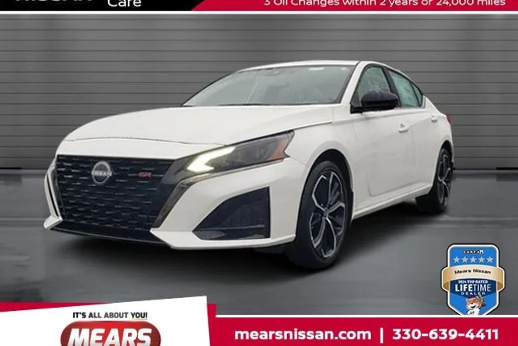 2025 Nissan Altima 2.5 SR photo 1