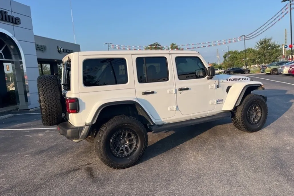2022 Jeep Wrangler Unlimited Rubicon photo 1