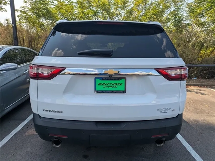 2021 Chevrolet Traverse photo 1