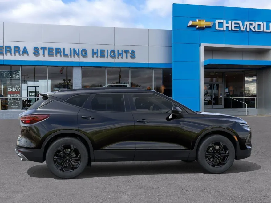 2025 Chevrolet Blazer 2LT photo 1