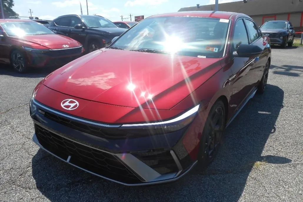 2025 Hyundai Elantra N Line photo 1
