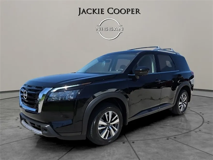 2025 Nissan Pathfinder SL photo 1