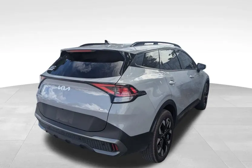 2023 Kia Sportage X-Line photo 1
