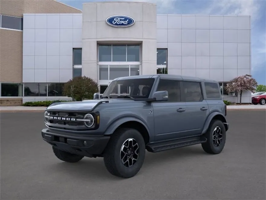 2025 Ford Bronco Outer Banks photo 1