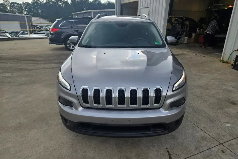 2017 Jeep Cherokee Latitude photo 1