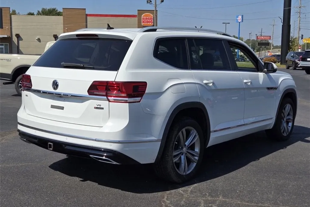 2018 Volkswagen Atlas V6 SEL R-Line photo 1