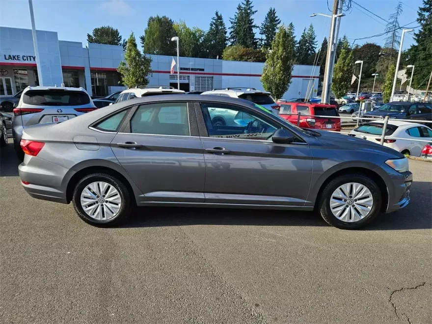 2019 Volkswagen Jetta 1.4T S photo 1