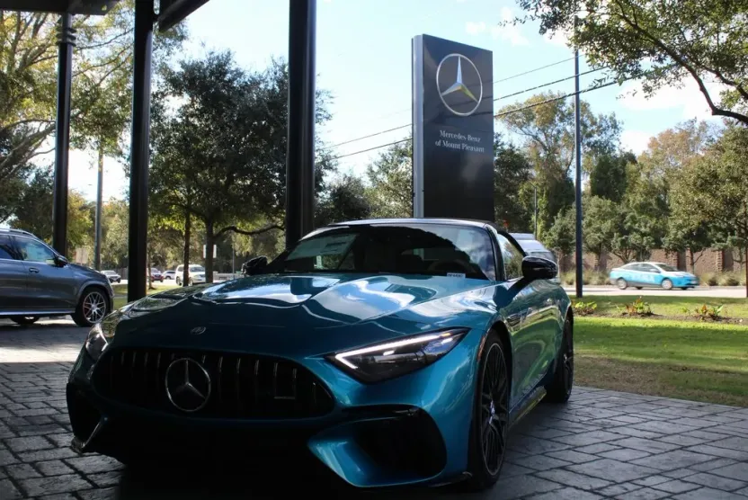 2024 Mercedes Benz SL AMG 63 photo 1